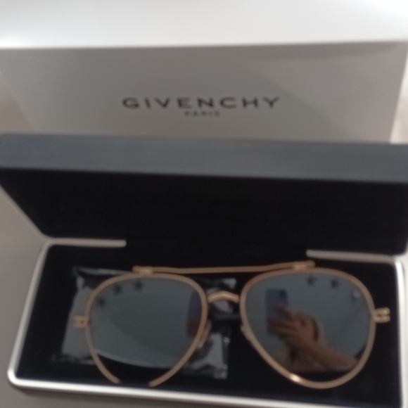 NWT GIVENCHY STAR AVIATOR SUNGLASSES - Picture 4 of 10